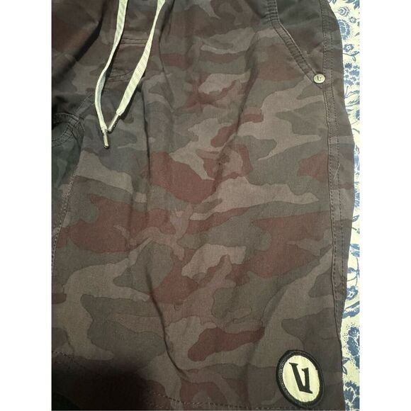 Vuori Mens shorts camo athletic - Picture 4 of 6